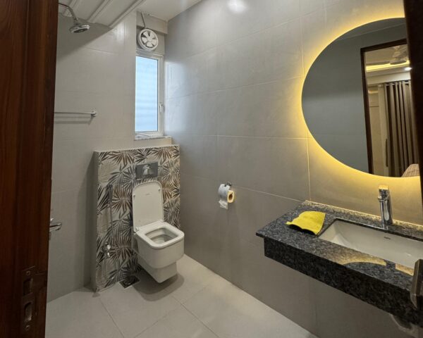 ⁦Two Bedroom Luxury Suite⁩ - الصورة ⁦14⁩